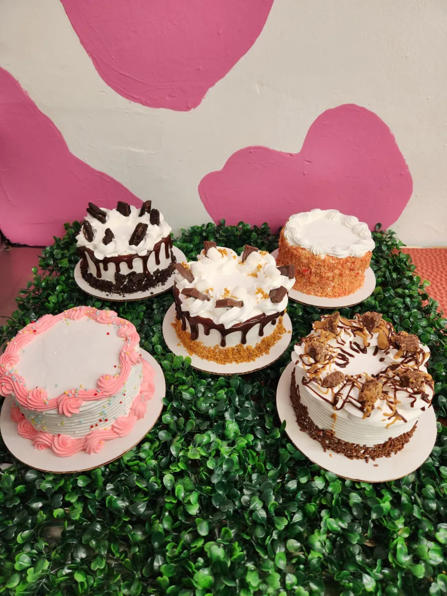 A table of Tom & Jimmy’s ice cream cakes